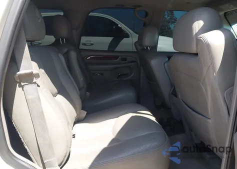 2005 Cadillac Escalade Standard z USA, uszkodzony, nr VIN 1GYEC63N65R249827